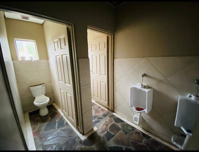 243M² BUSINESS FOR SALE IN KANYAMAZANE